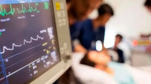 Meningitis bacteriana cobra la vida de una menor en Santa Cruz