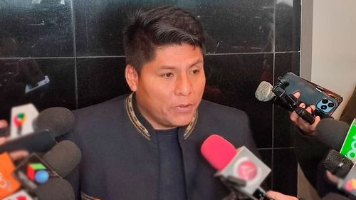 Leonardo Loza denuncia pacto político tras liberación de Camacho y anuncia movilizaciones