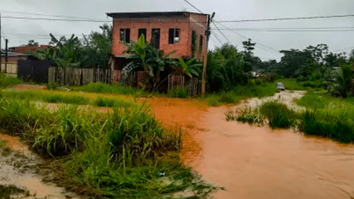 Cobija se declara en alerta roja por inundaciones tras intensas lluvias