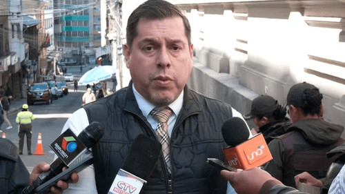 Defensa de Camacho pide suspender juicio hasta fallo del TCP sobre delito de terrorismo