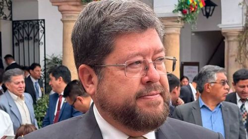 Imagen de Doria Medina pide a sus parlamentarios apoyar la abrogación de la Ley 1720
