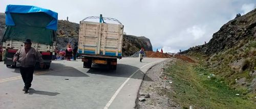 52 bloqueos afectan varias regiones de Bolivia; La Paz concentra casi la mitad de los puntos, según la ABC