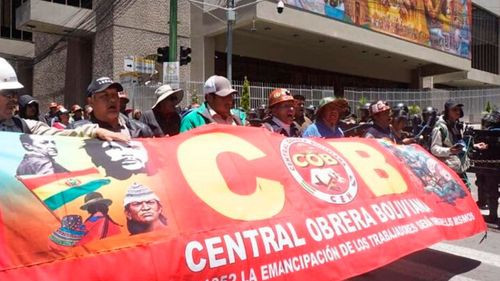 Exdiputado Barral logra admisión de acción popular contra los bloqueos de la COB