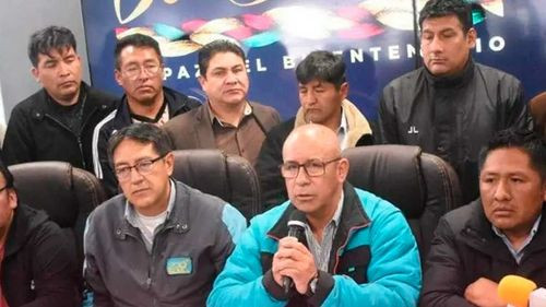 Alcaldía y choferes acuerdan tarifa escolar en La Paz desde el 2 de febrero