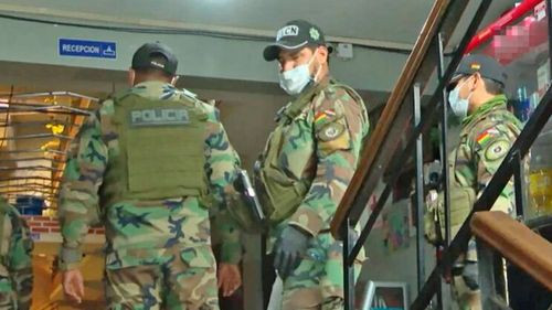 Hombre muere en alojamiento de Cochabamba tras ruptura de cápsulas de droga en su organismo