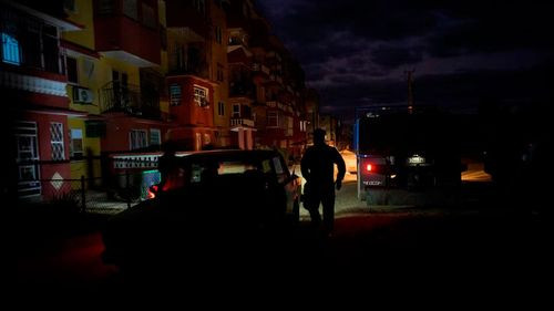 Apagón general deja a toda Cuba sin electricidad tras colapso del sistema eléctrico