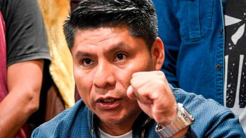 Loza afirma que trabajará con el Gobierno sin renunciar a su ideología tras reunión con Paz 