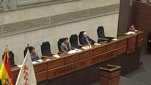 Diputados rechazan propuesta para legalizar cortes de billetes de la serie B