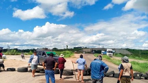 Bloquean carretera Yapacaní–Portachuelo por denuncias de irregularidades electorales