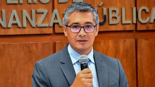 Ministro pide no generar tensión por variación del dólar referencial del BCB