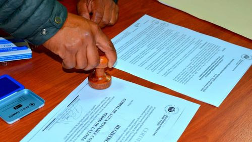 Más de 1.300 habitantes de Coroico acceden a agua potable con respaldo legal