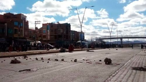 18 bloqueos se mantienen en el país y la paz continúa aislada por protestas