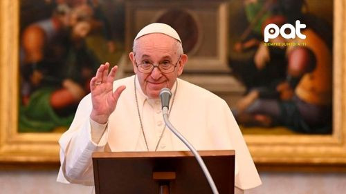 “Si no me caso con vos, me hago cura”: la historia de amor que marcó a Jorge Bergoglio 