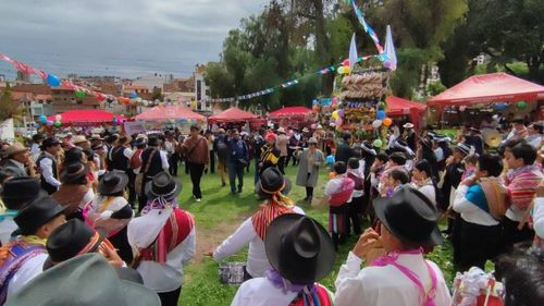 Empieza la alegría del carnaval grande de sucre con una cartelera variada de actividades festivas