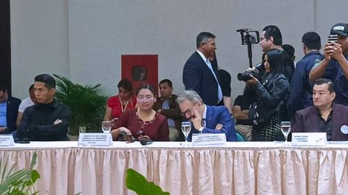 Morena pide una cumbre política social para pacificar el país