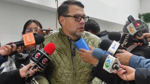 Senador Morón acusa complicidad en la aprobación del PGE-2025 sin observaciones de la Asamblea