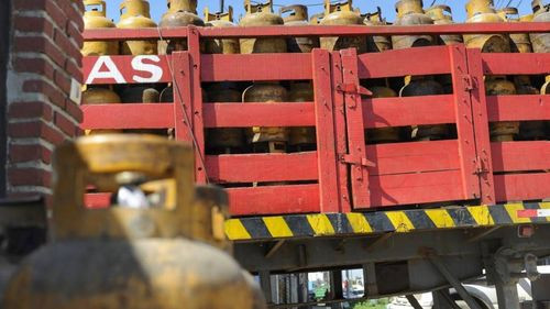 Transportistas suspenden distribución de garrafas de GLP