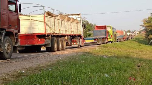 Bloqueo en la carretera Santa Cruz-Trinidad amenaza con intensificarse