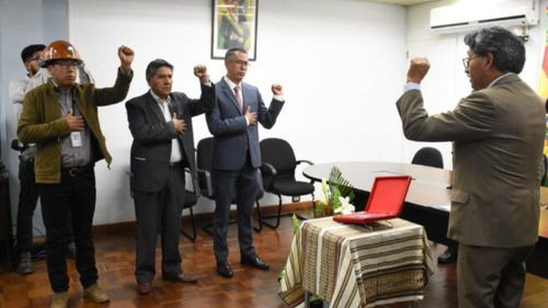 Posesionan a tres nuevas autoridades en sector minero