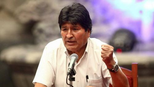 Evo insta a &quot;luchar para que no se venda el litio a ingleses o a empresas estadounidenses&quot;