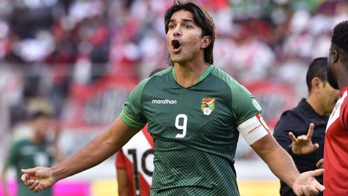 Marcelo Martins emociona al despedirse de la selección boliviana ante Perú