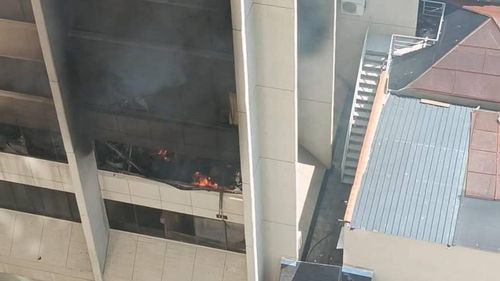 La Paz: Se registra incendio en el Palacio de Telecomunicaciones