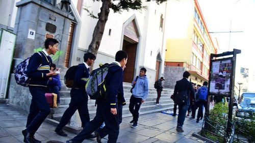 Preocupación por el frío en La Paz: Colegios dan tolerancia a estudiantes enfermos