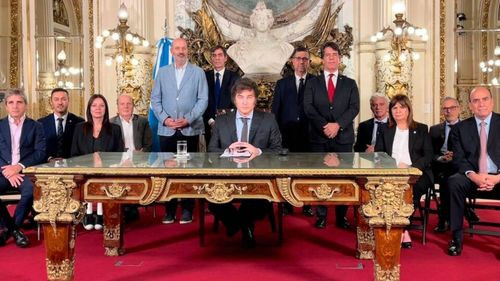  Argentina: El Gobierno se resigna a que la Ley Bases vuelva a Diputados y condiciona la convocatoria al Pacto de Mayo