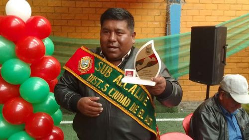Eloy Mamani, “el hijo del Titicaca” es el subalcalde que maneja el Distrito 5 