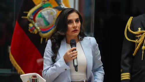 La Fiscalía de Ecuador vinculó a la vicepresidenta a una investigación penal por tráfico de influencias