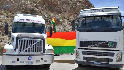 Ampliado del transporte pesado determina paro y bloqueo indefinido de carreteras