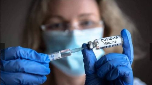 Detectan 7 nuevas enfermedades ligadas a vacunas de Pfizer, Moderna y AstraZeneca