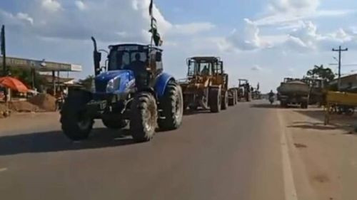 Productores de Guarayos protestan por desabastecimiento con un «Tractorazo»