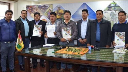 Gobierno invierte Bs 16 MM para fortalecer producción agrícola en Cochabamba