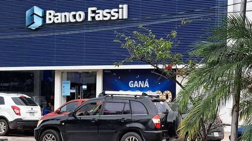 Condenan a exejecutivos del liquidado Banco Fassil a tres años de cárcel por organización criminal