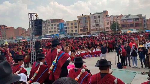 Ampliado campesino decide bloqueo de caminos desde el 16 de septiembre exigiendo la renuncia del presidente Arce