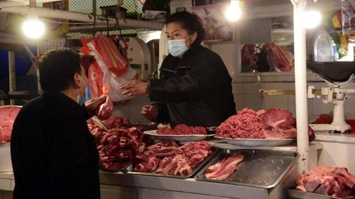  Precio de la carne se dispara y Fejuve exige controles inmediatos