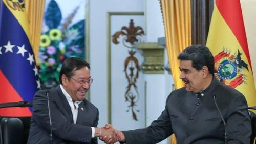 Luis Arce felicita a Maduro por su tercer mandato mientras enfrenta críticas internacionales