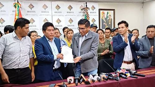 Gobierno y panificadores acuerdan mantener el precio del pan a 50 centavos tras acuerdo sobre subsidios