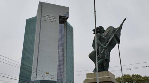 Presunta red interna de corrupción en Derechos Reales desvió unos Bs 2 millones