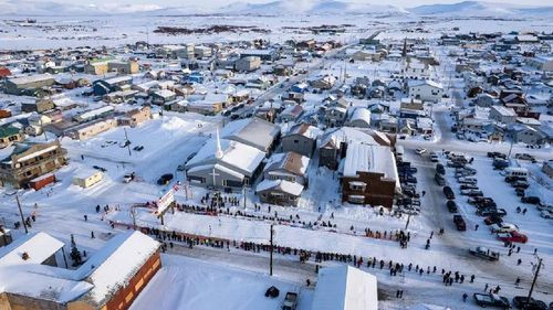 Una avioneta desaparece en Alaska con 10 personas a bordo