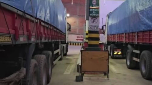 El Alto: Denuncian venta de aceite en lugar de diésel