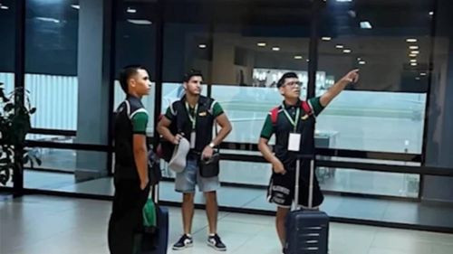 Bolivia en el ring: tres jóvenes boxeadores luchan por dejar la bandera en alto en México