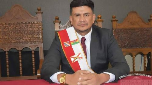 Chuquisaca tiene nuevo gobernador: Luis Ayllón fue elegido por la Asamblea Departamental
