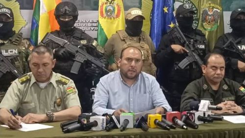 Aprehenden a cuatro colombianos en poder de un arma de fuego, presuntamente ligados en el doble asesinato