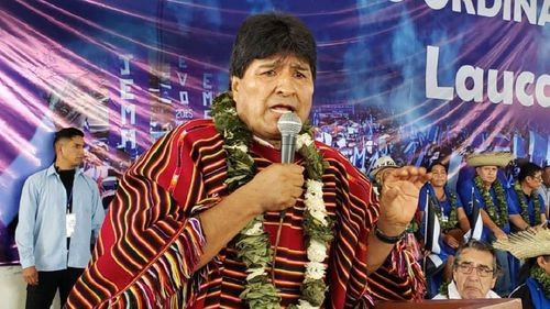 Evo critica a los militantes que no asisten al congreso en Lauca Ñ
