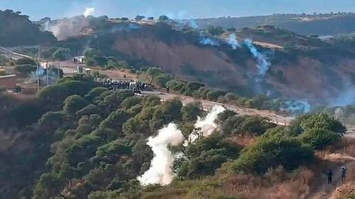 Reportan un policía herido en desbloqueo de la ruta a occidente