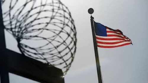 La Marina de EE.UU. evacúa familias de Guantánamo ante la amenaza del huracán Melissa La Marina de EE.UU. evacúa familias de Guantánamo ante la amenaza del huracán Melissa