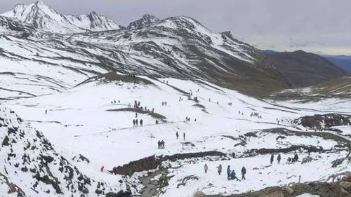  Nuevo frente frío: Pronostican nevadas en la cordillera paceña