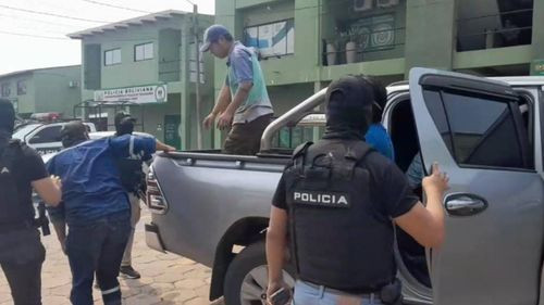Operativo policial logra el arresto de familiares de sujeto que compartió imágenes de abuso infantil 